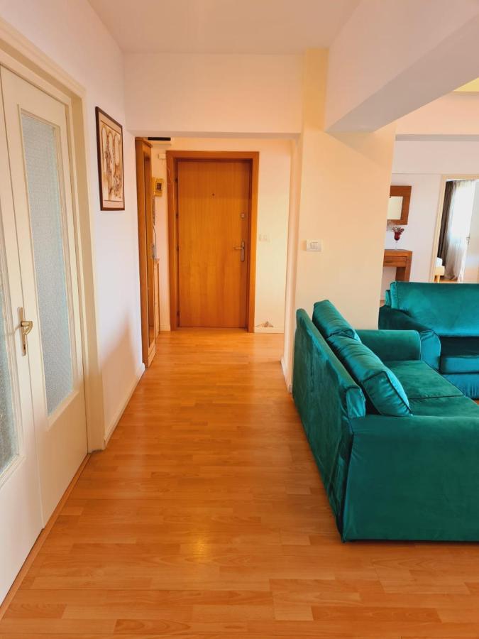 Old Town Apartment With Panoramic View Bucureşti Exterior foto